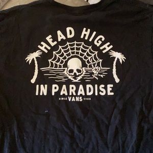 Men’s vans head high in paradise